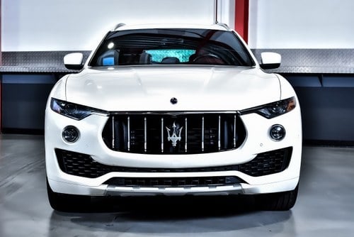 2017 Maserati Levante S 3.0 V6 till salu (bild 3 av 103)