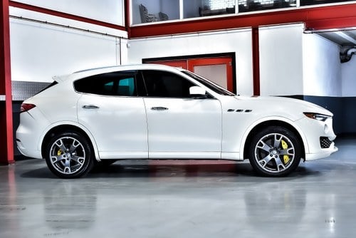 2017 Maserati Levante S 3.0 V6 till salu (bild 10 av 103)