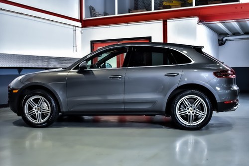 2016 Porsche Macan S 3,0L Twin Turbo V6 For Sale (picture 21 of 117)