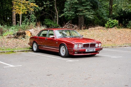 1990 Jaguar XJ40 Sovereign Chasseur Stealth For Sale (picture 10 of 85)