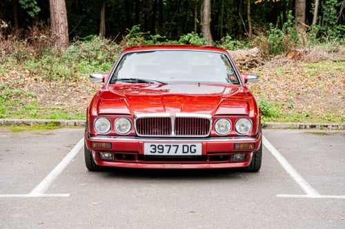 1990 Jaguar XJ40 Sovereign Chasseur Stealth For Sale (picture 2 of 85)