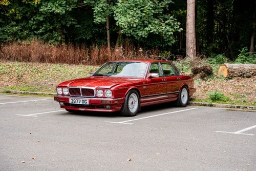 1990 Jaguar XJ40 Sovereign Chasseur Stealth For Sale (picture 12 of 85)