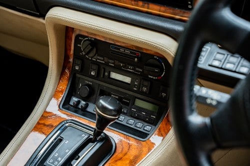 1990 Jaguar XJ40 Sovereign Chasseur Stealth For Sale (picture 24 of 85)