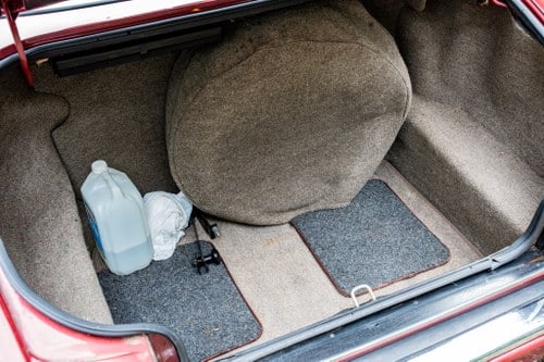 1990 Jaguar XJ40 Sovereign Chasseur Stealth For Sale (picture 8 of 85)