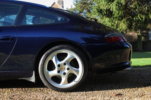 2003 Porsche 996 911 Carrera 2 Lux 3.6L Tiptronic En venta (imagen 94 de 122)