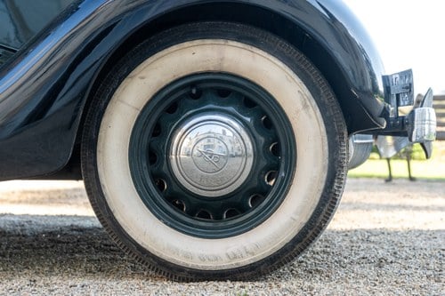 1935 Ford V8-48 Roadster by Paul Née For Sale (picture 16 of 98)