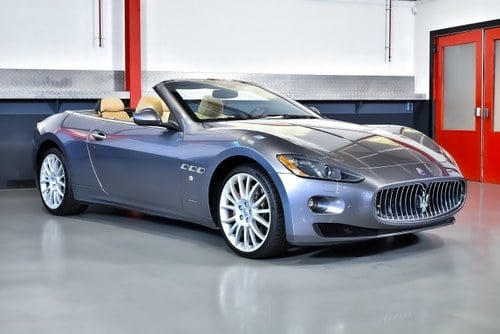 2013 Maserati GranCabrio Convertible 4,7L V8 à venda (imagem 1 de 113)