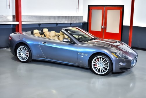 2013 Maserati GranCabrio Convertible 4,7L V8 à venda (imagem 12 de 113)
