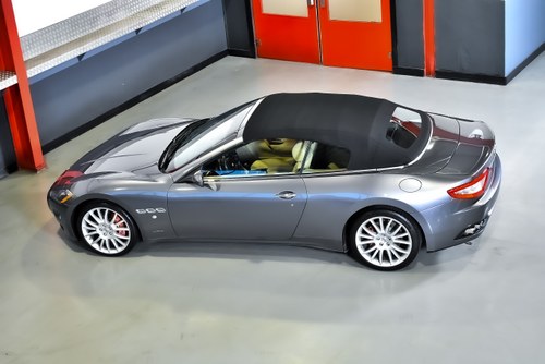 2013 Maserati GranCabrio Convertible 4,7L V8 à venda (imagem 36 de 113)