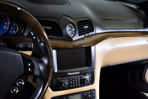 2013 Maserati GranCabrio Convertible 4,7L V8 à venda (imagem 46 de 113)
