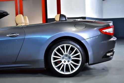 2013 Maserati GranCabrio Convertible 4,7L V8 à venda (imagem 95 de 113)