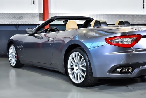 2013 Maserati GranCabrio Convertible 4,7L V8 à venda (imagem 96 de 113)