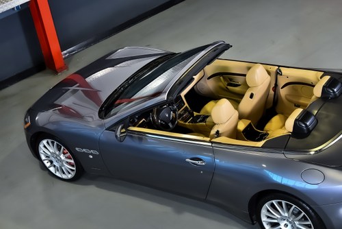 2013 Maserati GranCabrio Convertible 4,7L V8 à venda (imagem 101 de 113)