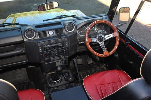 2008 Land Rover Defender 90 SWB Soft Top by Duckworth till salu (bild 55 av 148)