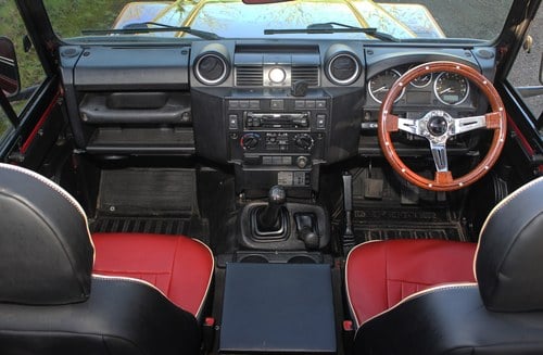 2008 Land Rover Defender 90 SWB Soft Top by Duckworth till salu (bild 56 av 148)