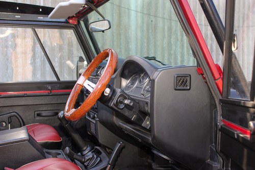 2008 Land Rover Defender 90 SWB Soft Top by Duckworth till salu (bild 57 av 148)