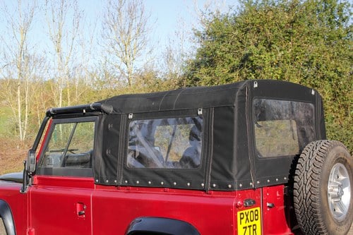 2008 Land Rover Defender 90 SWB Soft Top by Duckworth till salu (bild 128 av 148)