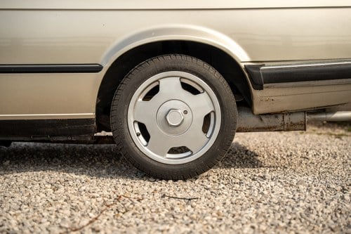 1983 BMW E30 316 Manual Te koop (foto 21 van 132)