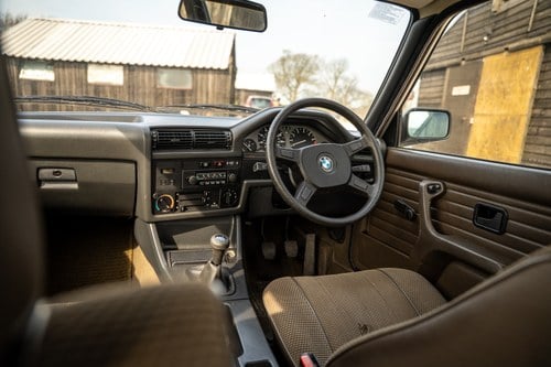 1983 BMW E30 316 Manual Te koop (foto 25 van 132)