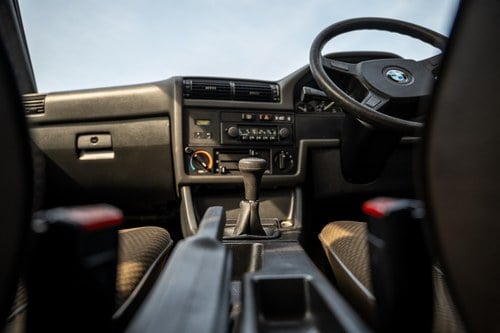 1983 BMW E30 316 Manual Te koop (foto 30 van 132)