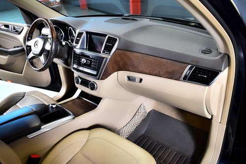 2014 Mercedes-Benz ML550 4MATIC SUV 4.7L V8 à venda (imagem 60 de 118)