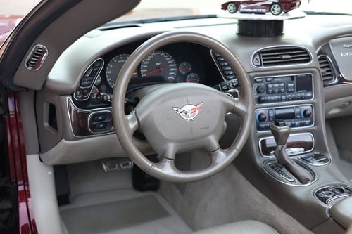 2003 Chevrolet Corvette (C5) 50th Anniversary Edition zum Verkauf (Bild 2 von 324)