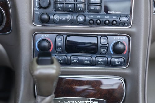 2003 Chevrolet Corvette (C5) 50th Anniversary Edition zum Verkauf (Bild 60 von 324)