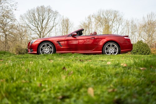 2014 Mercedes-Benz R231 SL500 AMG - 16,000 MILES In vendita (immagine 22 di 185)