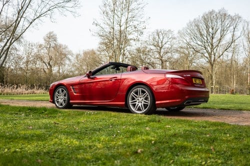 2014 Mercedes-Benz R231 SL500 AMG - 16,000 MILES In vendita (immagine 26 di 185)