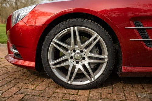 2014 Mercedes-Benz R231 SL500 AMG - 16,000 MILES In vendita (immagine 57 di 185)