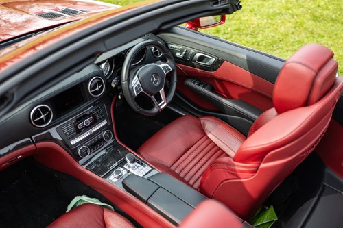 2014 Mercedes-Benz R231 SL500 AMG - 16,000 MILES In vendita (immagine 78 di 185)