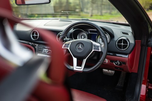 2014 Mercedes-Benz R231 SL500 AMG - 16,000 MILES In vendita (immagine 106 di 185)