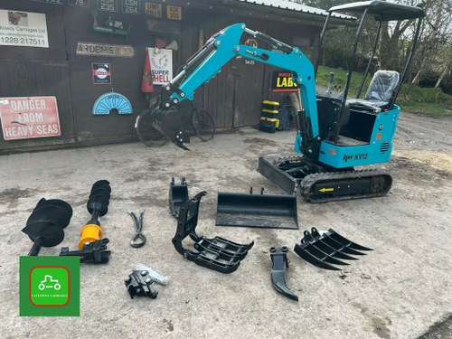 JPC 1ton MICRO DIGGER UN-USED OPTIONAL ATTACHMENTS AVAILABLE VENDIDO