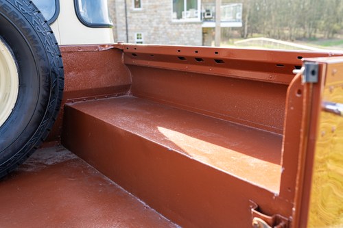 1998 Land Rover Defender 90 300TDi till salu (bild 32 av 84)