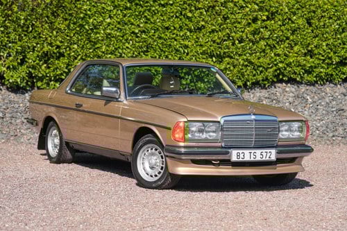 1983 Mercedes-Benz 280CE (W123) Te koop (foto 1 van 119)