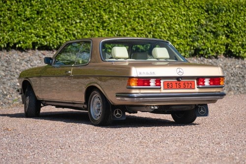 1983 Mercedes-Benz 280CE (W123) Te koop (foto 9 van 119)