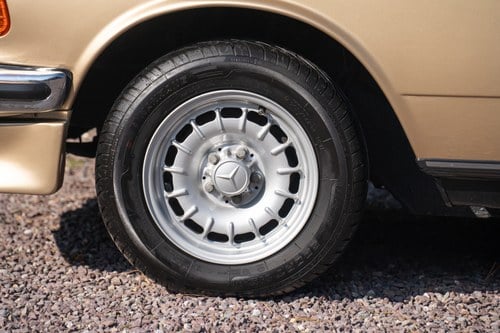 1983 Mercedes-Benz 280CE (W123) Te koop (foto 23 van 119)