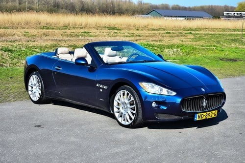 2011 Maserati GranCabrio 4.7L V8 till salu (bild 6 av 87)