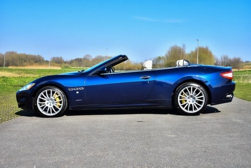 2011 Maserati GranCabrio 4.7L V8 till salu (bild 19 av 87)