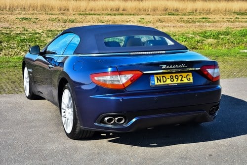 2011 Maserati GranCabrio 4.7L V8 till salu (bild 21 av 87)