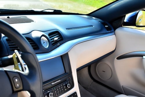 2011 Maserati GranCabrio 4.7L V8 till salu (bild 36 av 87)