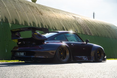 1996 Porsche 911 Carrera 993 RWB 'Fuji' By Akira Nakai till salu (bild 23 av 180)