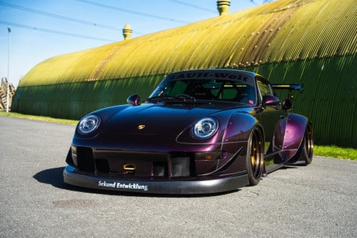 1996 Porsche 911 Carrera 993 RWB 'Fuji' By Akira Nakai till salu (bild 11 av 180)