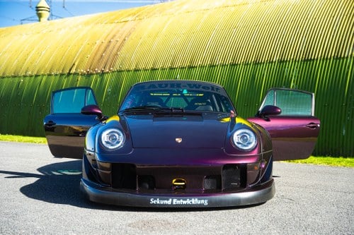 1996 Porsche 911 Carrera 993 RWB 'Fuji' By Akira Nakai till salu (bild 32 av 180)