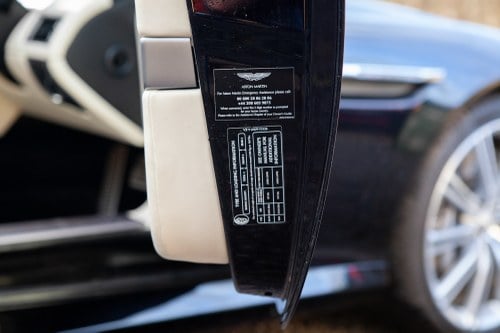 2015 Aston Martin DB9 V12 Te koop (foto 25 van 152)