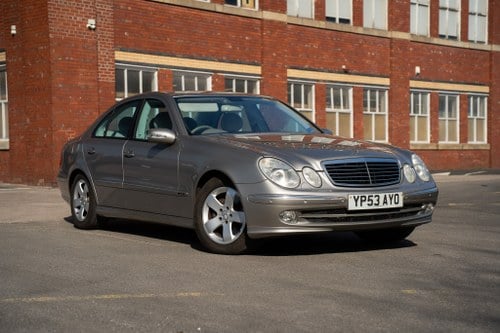 2003 Mercedes E320 Avantgarde (W211) till salu (bild 2 av 165)