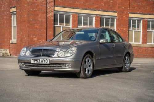 2003 Mercedes E320 Avantgarde (W211) till salu (bild 8 av 165)