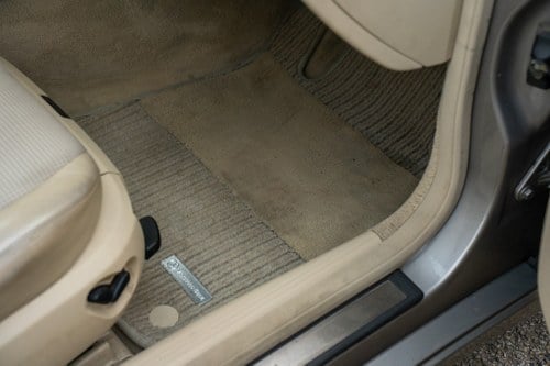 2003 Mercedes E320 Avantgarde (W211) till salu (bild 30 av 165)