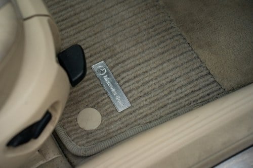 2003 Mercedes E320 Avantgarde (W211) till salu (bild 31 av 165)