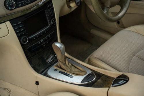 2003 Mercedes E320 Avantgarde (W211) till salu (bild 35 av 165)